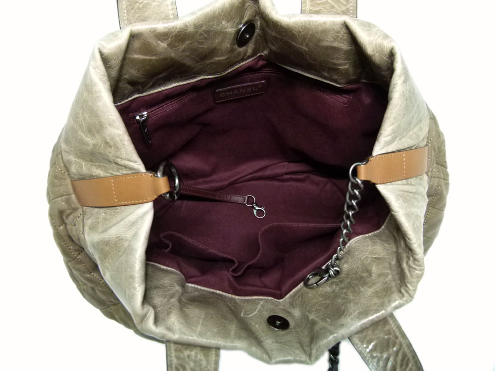 Chanel 14940407 Velvet Leather in Khaki Tote with chain strap-22123 Chanel 14940407 Velvet Leather in Khaki Tote with chain strap-22123