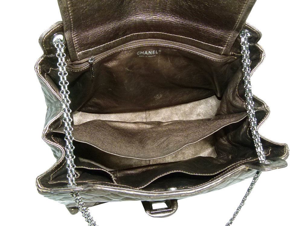 Chanel 12458850 Metallic Bronze Reissue Large Shopping/ Document Travel Luggage Tote-26158 Chanel 12458850 Metallic Bronze Reissue Large Shopping/ Document Travel Luggage Tote-26158