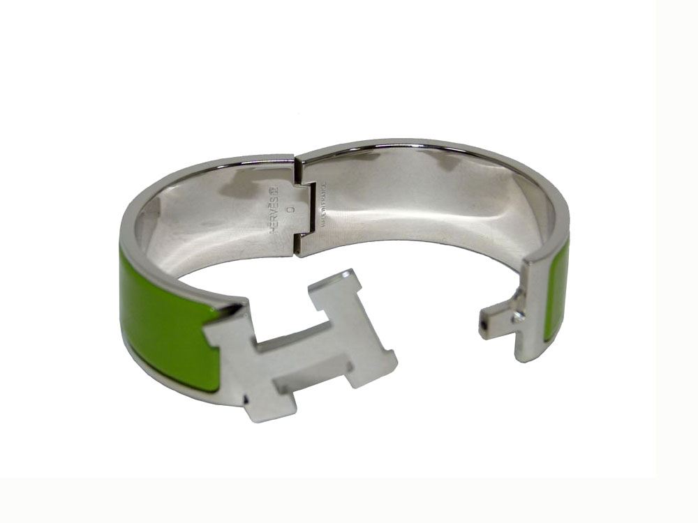 Hermes Clic-Clac H PM 1" Wide Bracelet Green Enamel PHW O Stamp-27312 Hermes Clic-Clac H PM 1" Wide Bracelet Green Enamel PHW O Stamp-27312
