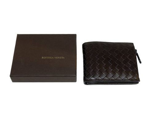 Bottega Veneta Brown Woven Men Tri-Fold 12 Cards Wallet w Zipped Coin -0