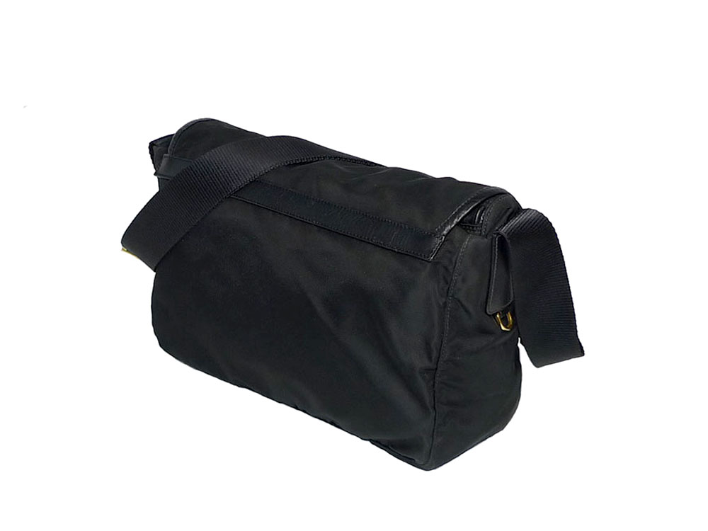 Prada BT0713 Vela Black Nylon Unisex Shoulder/ Crossbody Messenger Gold Hardware-31017 Prada BT0713 Vela Black Nylon Unisex Shoulder/ Crossbody Messenger Gold Hardware-31017