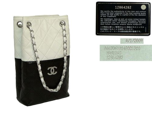 Chanel 12864282 Black / White Lambskin Tote SHW-0