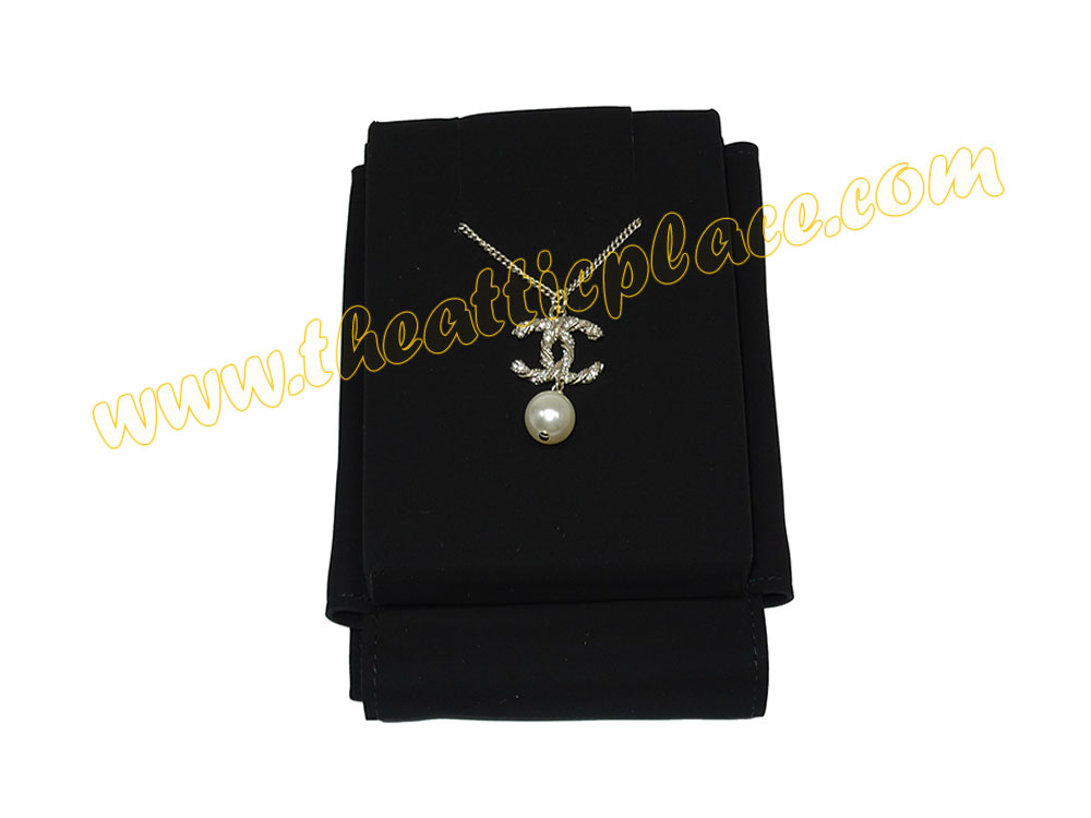 Chanel A63047Y CC Line Coco Gold/ Glass Pearl Ball Necklace-35246 Chanel A63047Y CC Line Coco Gold/ Glass Pearl Ball Necklace-35246