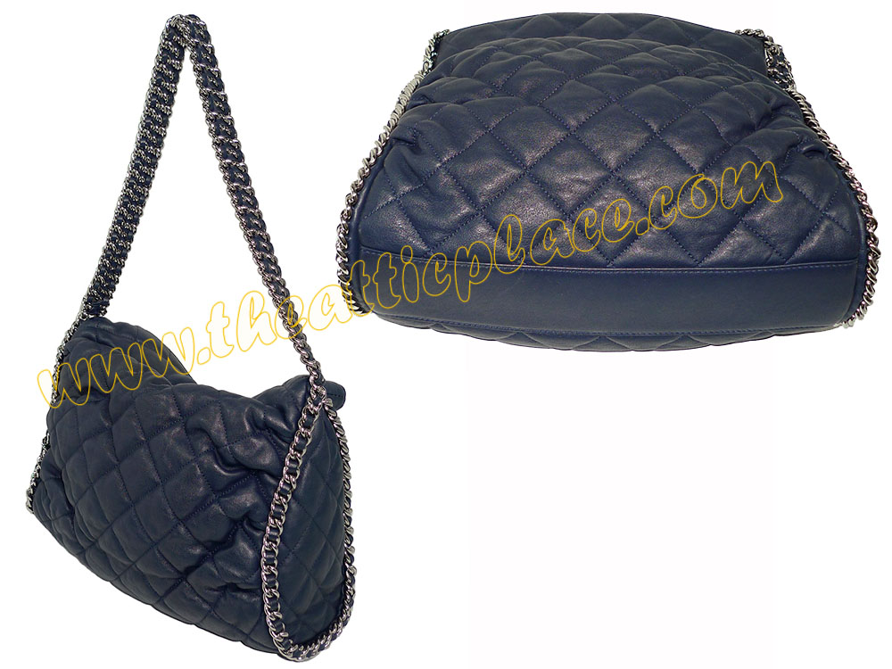 Chanel 15365387 Navy Blue Distressed Chain Around Hobo Bag-34997 Chanel 15365387 Navy Blue Distressed Chain Around Hobo Bag-34997