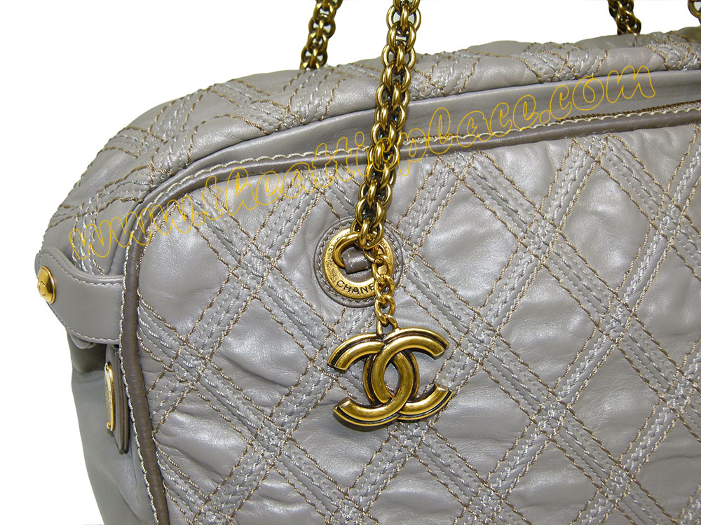 Chanel 14554767 Grey Distressed Leather Stitiching Zip-Top Boston Bag Mat Gold Hardware-34986 Chanel 14554767 Grey Distressed Leather Stitiching Zip-Top Boston Bag Mat Gold Hardware-34986