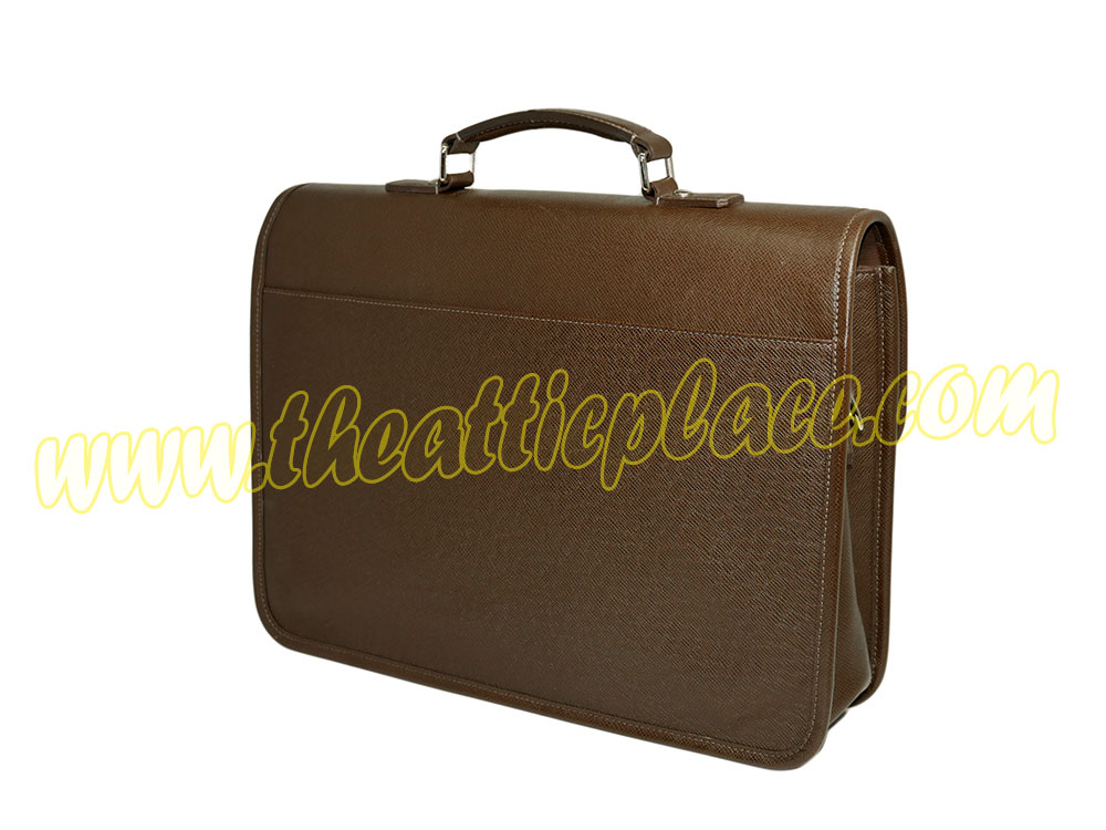 Louis Vuitton M32618 Grizzli Taiga Brown Anton 2 Pockets Laptop Bag-38748 Louis Vuitton M32618 Grizzli Taiga Brown Anton 2 Pockets Laptop Bag-38748