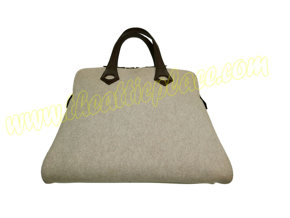 Hermes Heeboo PM J Stamp Canvas Beige/ Brown Tote S-39192 Hermes Heeboo PM J Stamp Canvas Beige/ Brown Tote S-39192