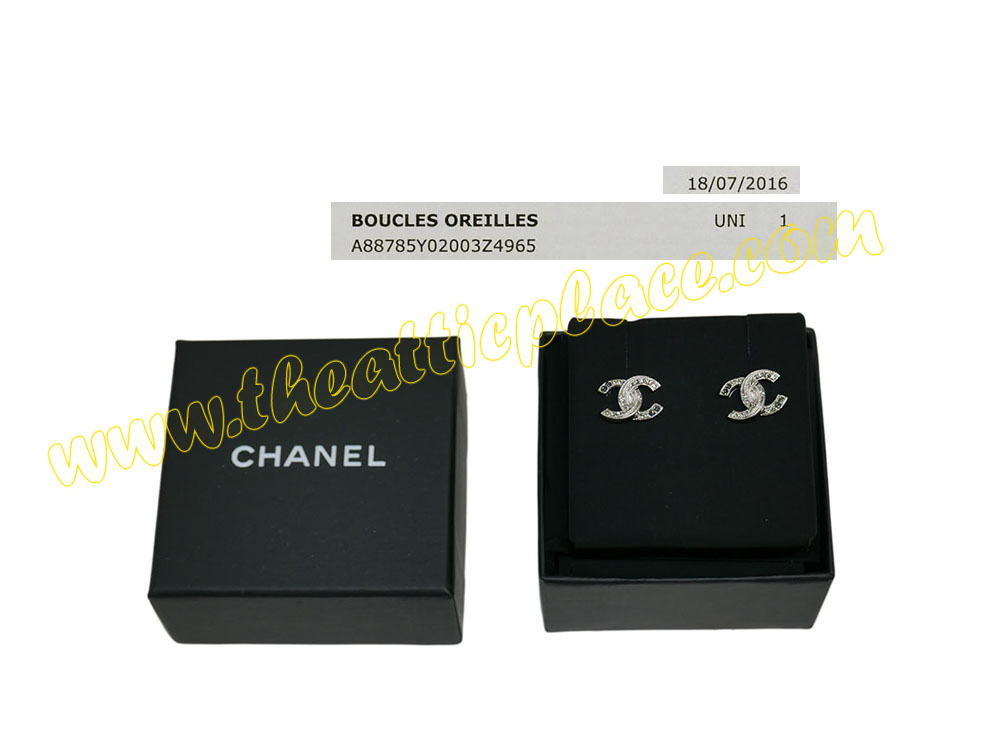 Chanel A88785Y CC LogoTwist Argent/ Crystal studded earrings-0 Chanel A88785Y CC LogoTwist Argent/ Crystal studded earrings-0