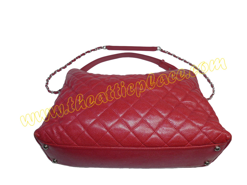 Chanel 17654881 Red Caviar Distressed Flap Hobo Shopping 2- Way Bag-40126 Chanel 17654881 Red Caviar Distressed Flap Hobo Shopping 2- Way Bag-40126
