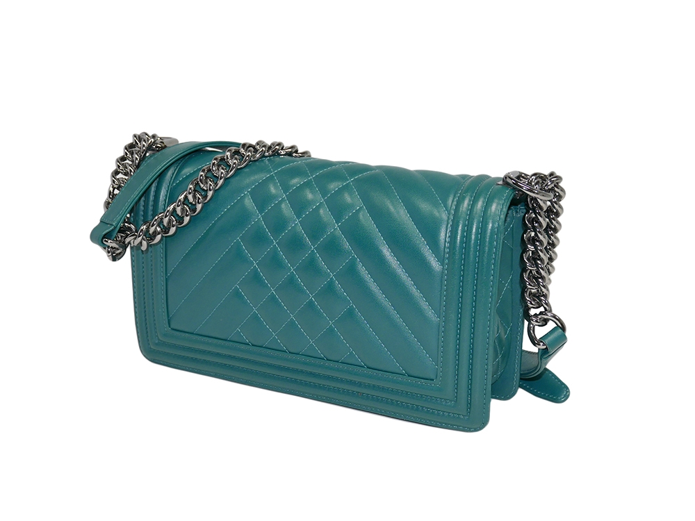 Chanel 19271929 Le-Boy Chanel Flap Bag Green Calfskin with Herringbone Stitching Medium Size Silver Hardware-30928 Chanel 19271929 Le-Boy Chanel Flap Bag Green Calfskin with Herringbone Stitching Medium Size Silver Hardware-30928
