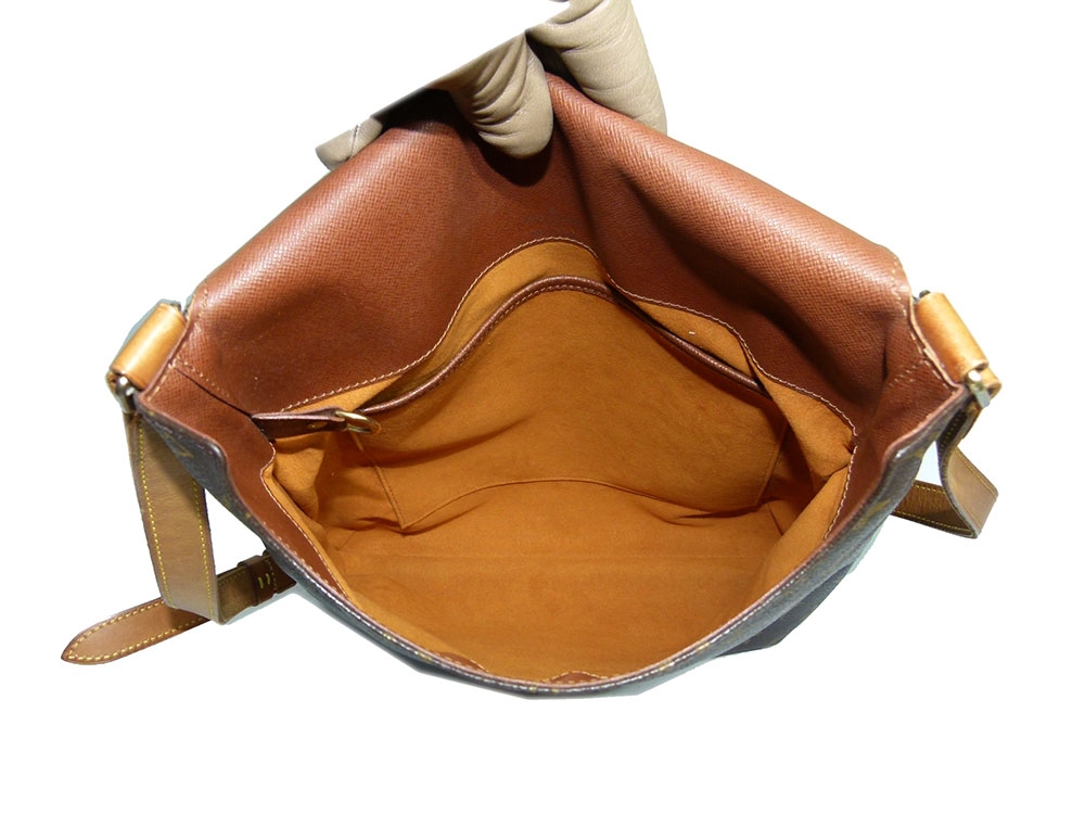 Louis Vuitton M51256 Monogram Musette Messenger (AS1000) Crossbody Bag-30339 Louis Vuitton M51256 Monogram Musette Messenger (AS1000) Crossbody Bag-30339