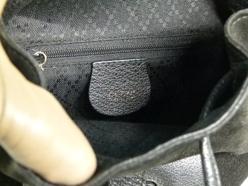 Gucci Vintage Classic Bamboo Black Suede Backpack Small -31168 Gucci Vintage Classic Bamboo Black Suede Backpack Small -31168