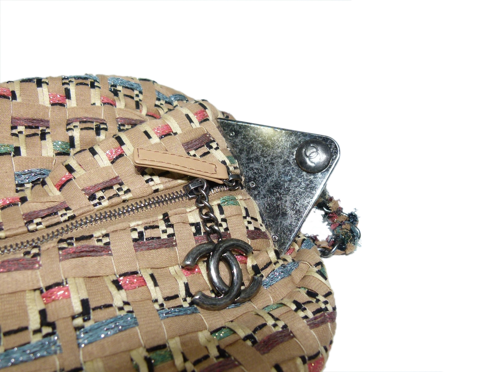 Chanel 23516113 Beige/ Tan Coco Cuba Woven Tweed Metallic Hobo Large / Backpack Large -34303 Chanel 23516113 Beige/ Tan Coco Cuba Woven Tweed Metallic Hobo Large / Backpack Large -34303