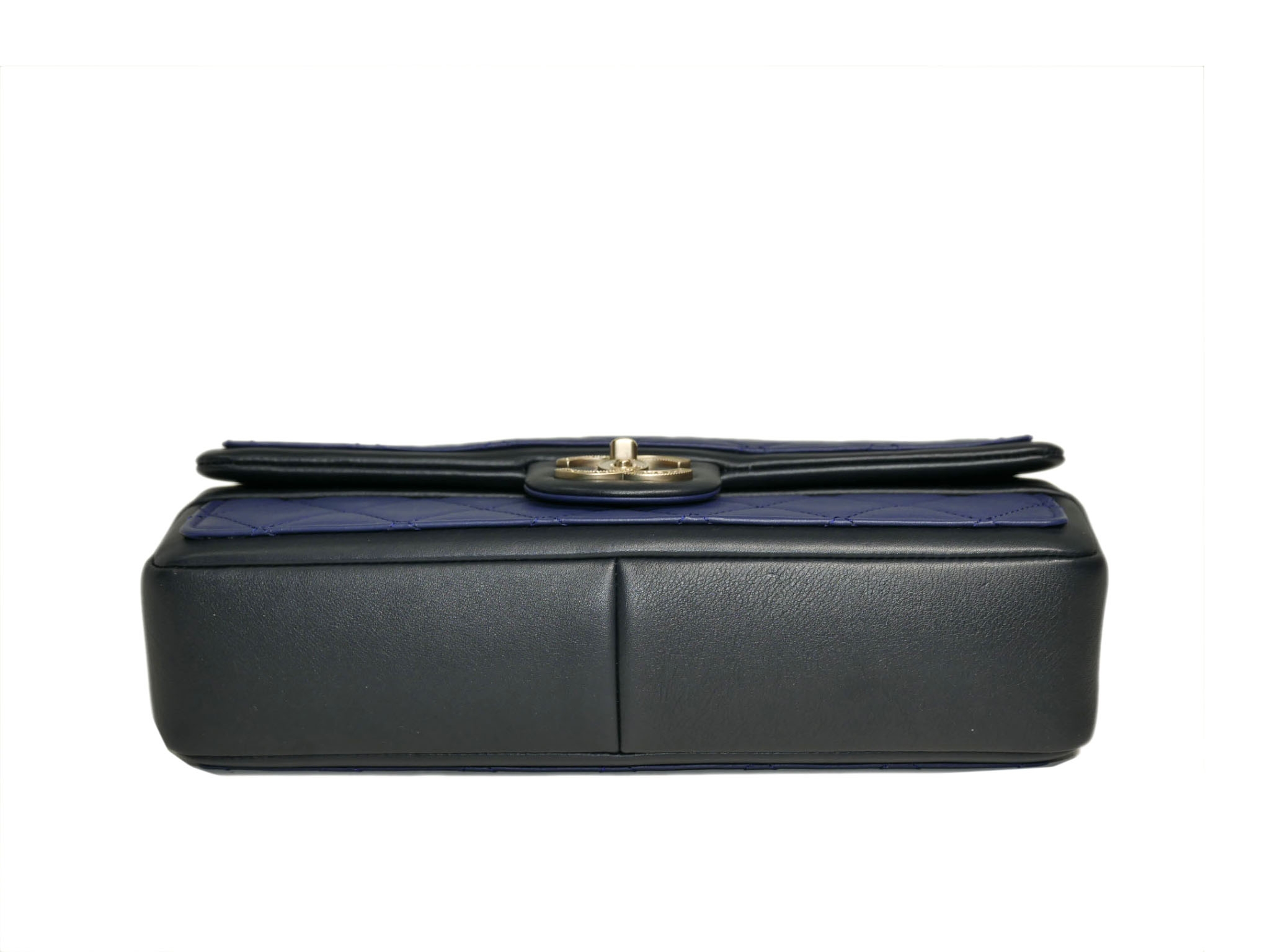 Chanel 14P 19091386 Blue/ Black Two-Tone Calfskin Medium Flap Bag in Gold Hardware-34571 Chanel 14P 19091386 Blue/ Black Two-Tone Calfskin Medium Flap Bag in Gold Hardware-34571