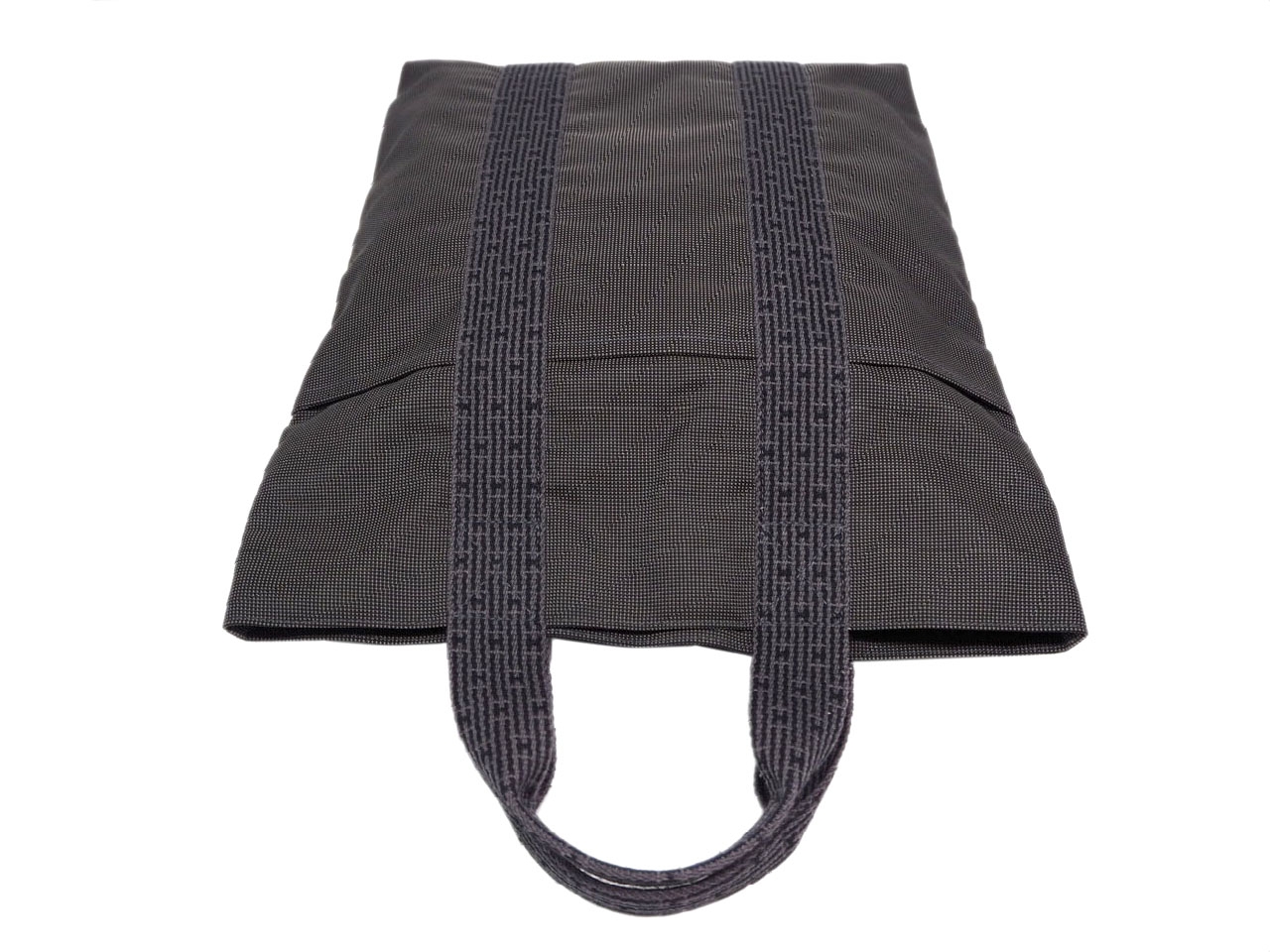Hermes Grey/ Light Grey Fourre Tout Herline Tall MM Vertical Document / Laptop Tote -37529 Hermes Grey/ Light Grey Fourre Tout Herline Tall MM Vertical Document / Laptop Tote -37529