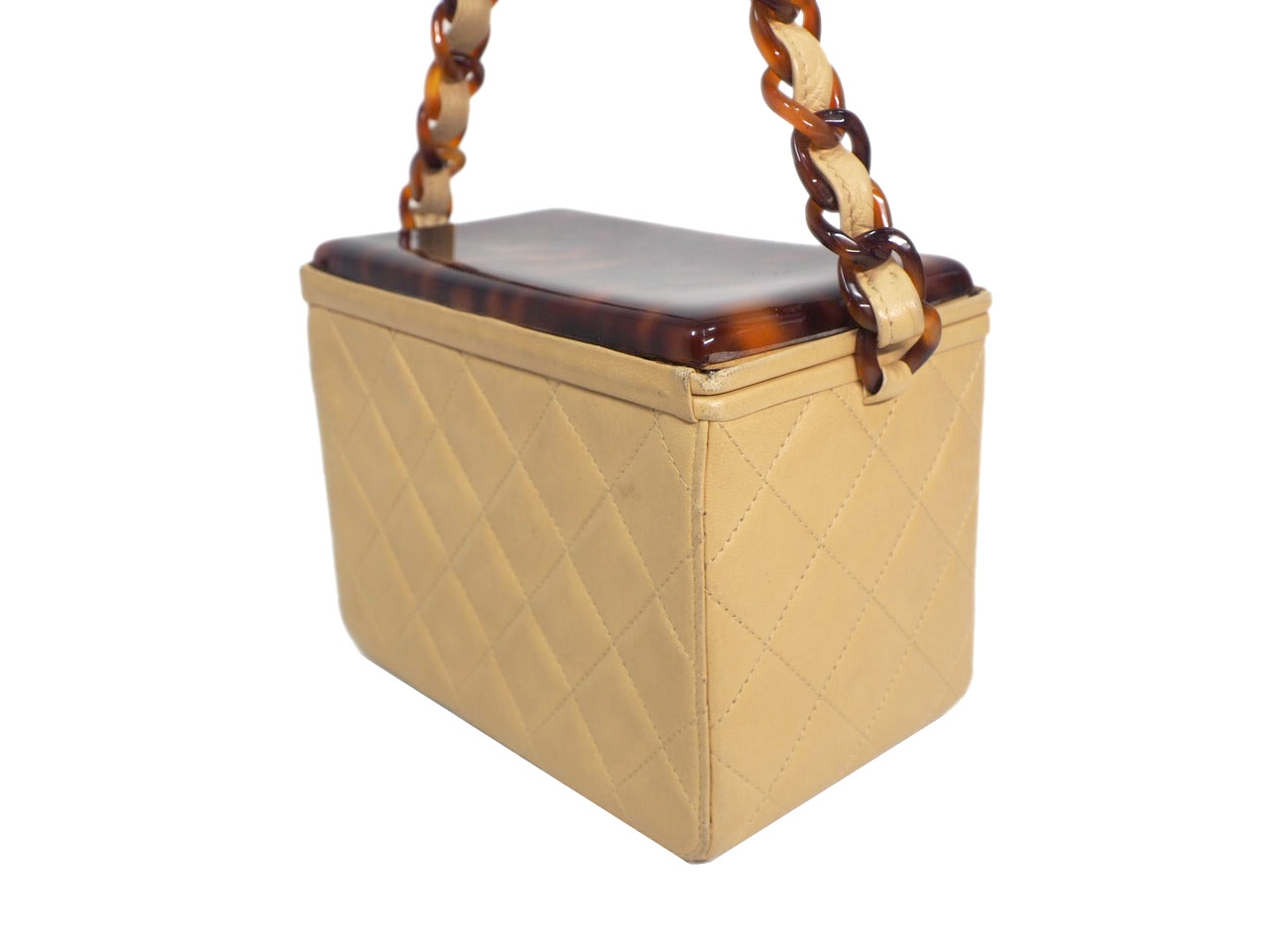 Chanel 4752133 Vintage Beige Lambskin Quilted Resin/ Tortoise Box Bag Resin Hardware-39362 Chanel 4752133 Vintage Beige Lambskin Quilted Resin/ Tortoise Box Bag Resin Hardware-39362